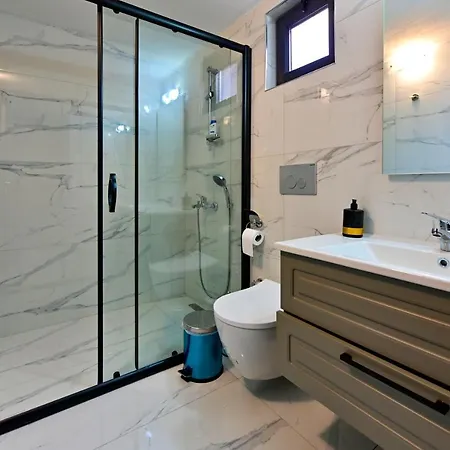 ヴィラ D'mare デムレ